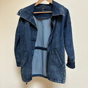 FOREVER 21 Throwback Longline Denim Jacket Sz Small (S)